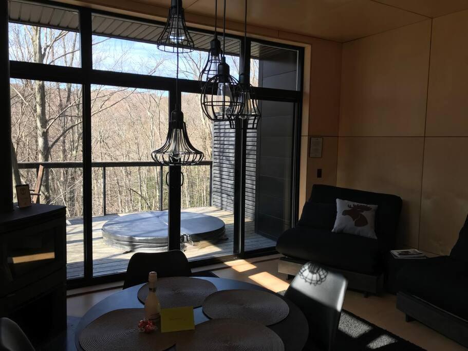 Vila Cabin Sutton 252 - En Harmonie Avec La Nature! Exteriér fotografie