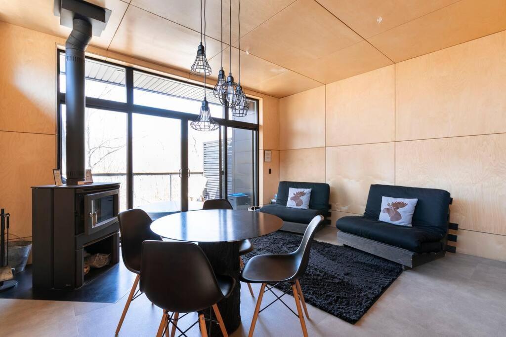 Vila Cabin Sutton 252 - En Harmonie Avec La Nature! Exteriér fotografie