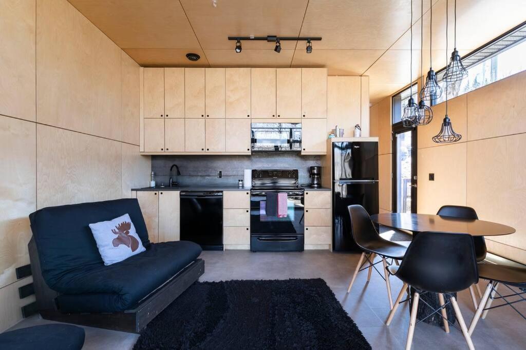 Vila Cabin Sutton 252 - En Harmonie Avec La Nature! Exteriér fotografie