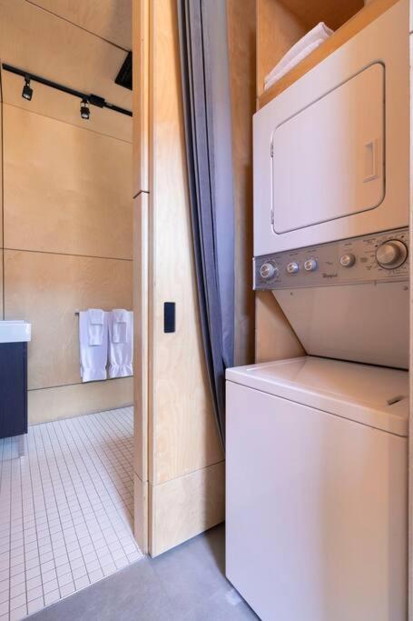 Vila Cabin Sutton 252 - En Harmonie Avec La Nature! Exteriér fotografie
